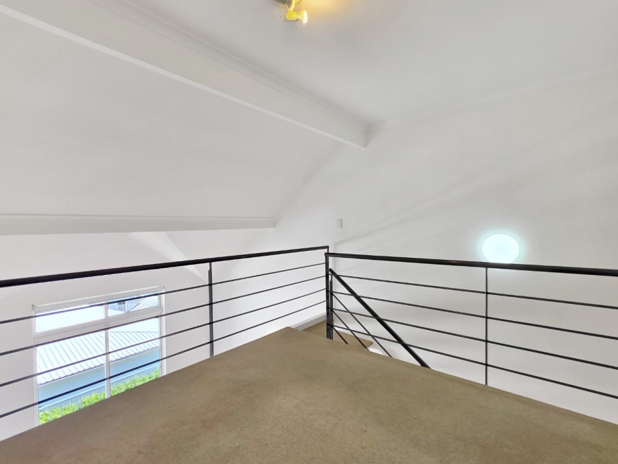 1 Bedroom Property for Sale in Oranjezicht Western Cape